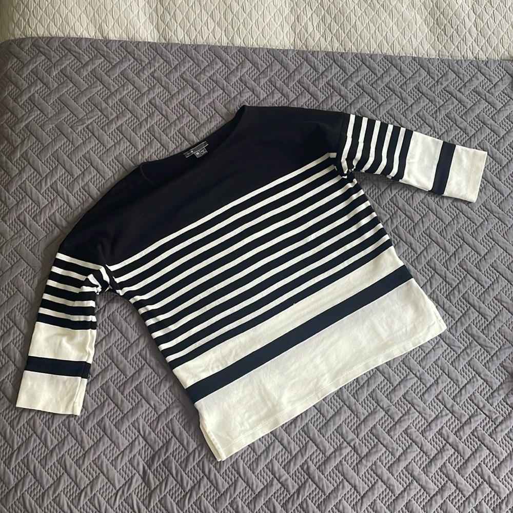 Vince boat neck striped top